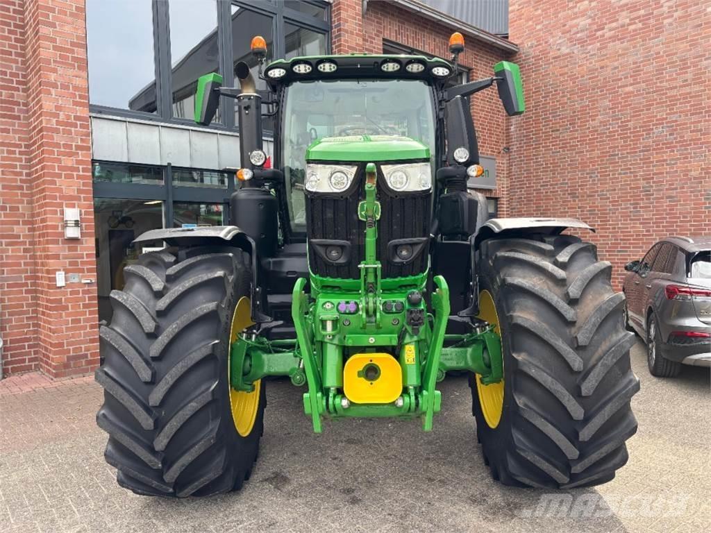 John Deere 6R250 Tractoren
