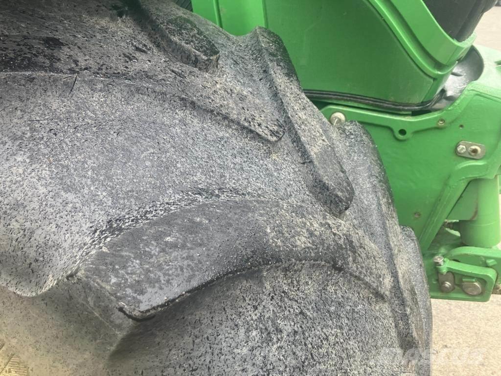 John Deere 6250R Tractoren