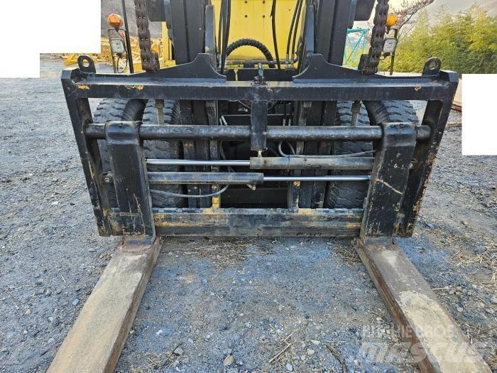 Komatsu FD 150 Reachtruck voor hoog niveau