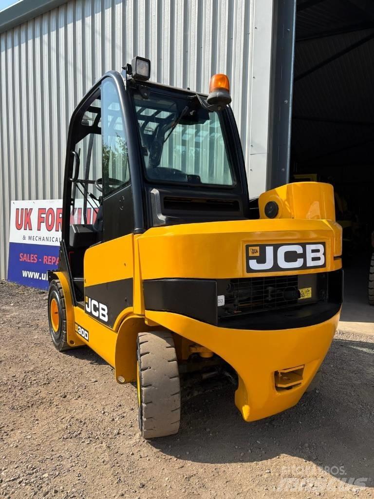 JCB TLT 30 D Verreikers