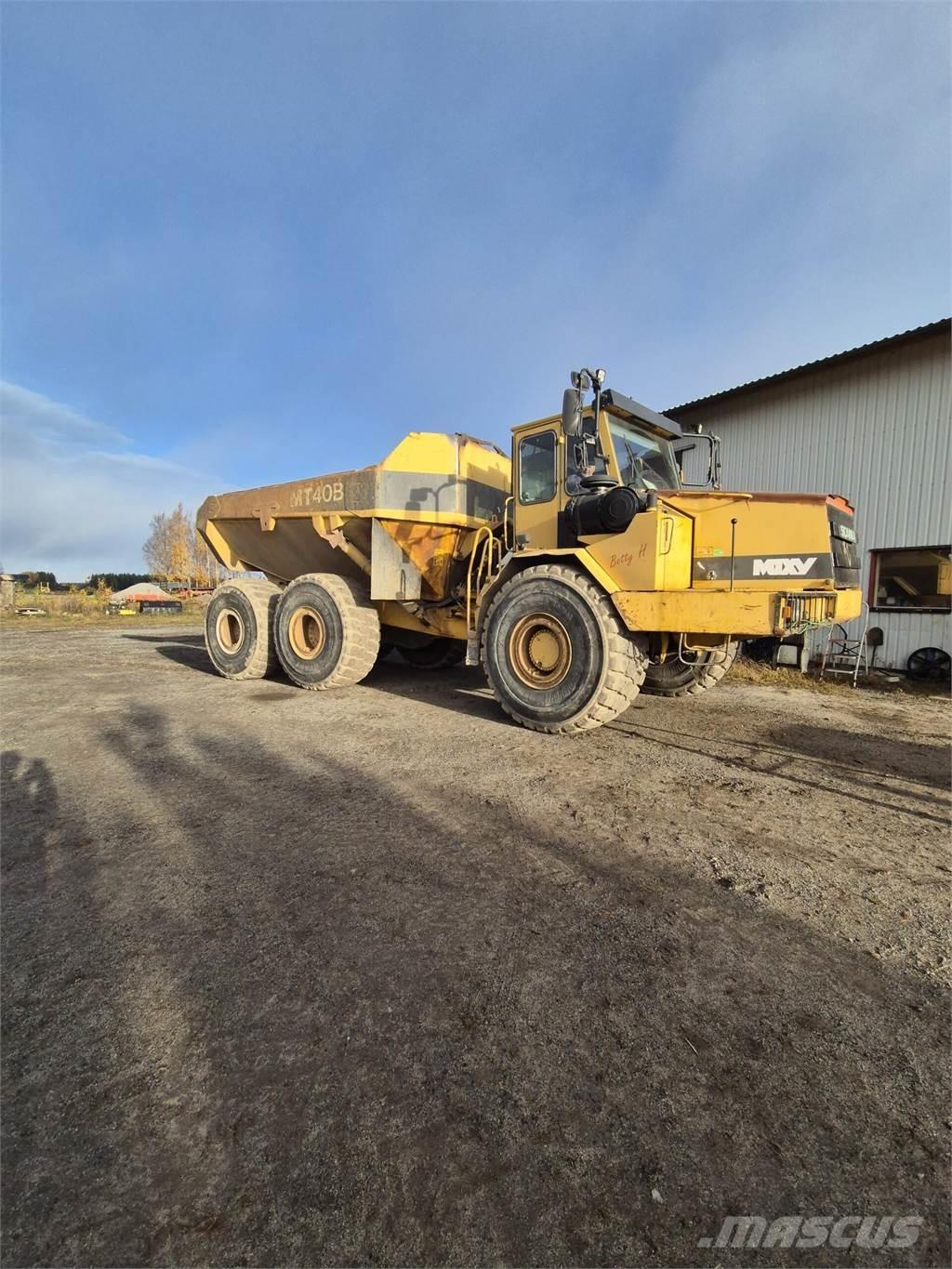 Scania MOXY MT40B Knik dumptrucks