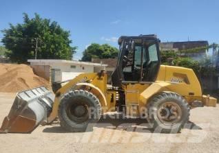 New Holland 12 D Wielladers