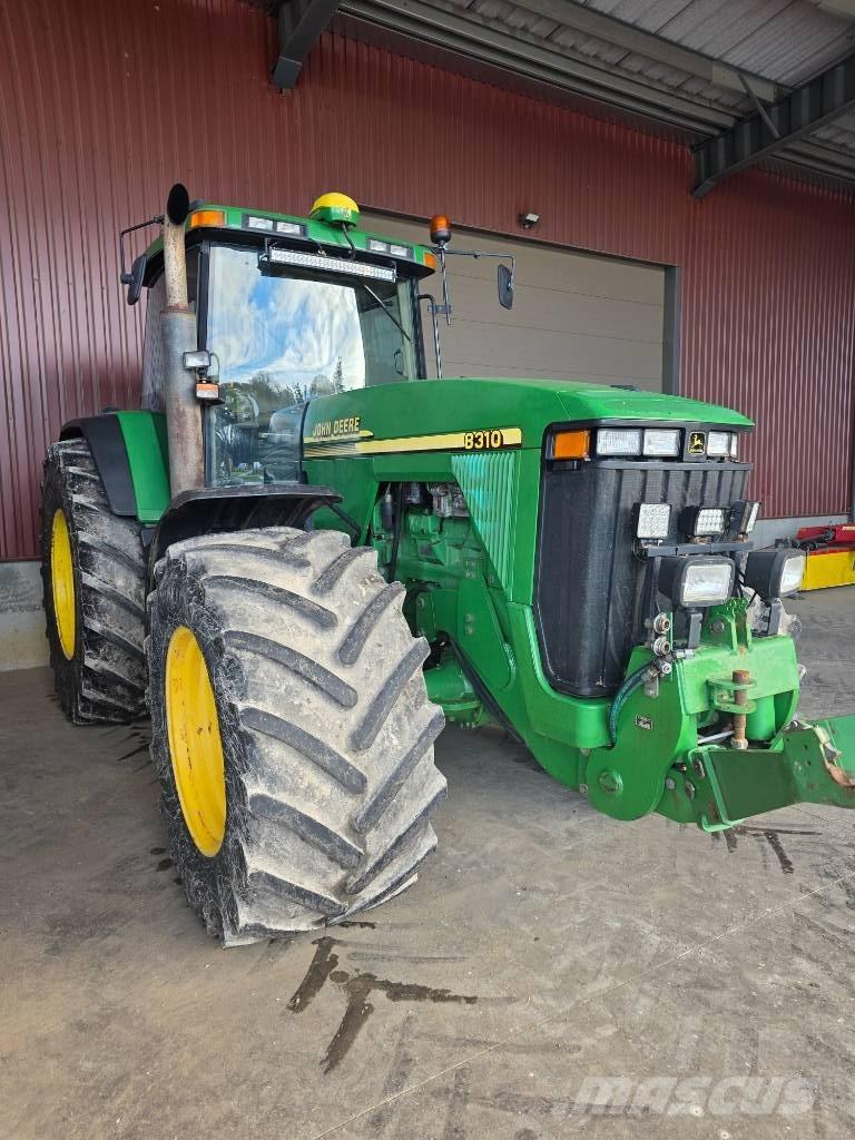 John Deere 8310 Tractoren