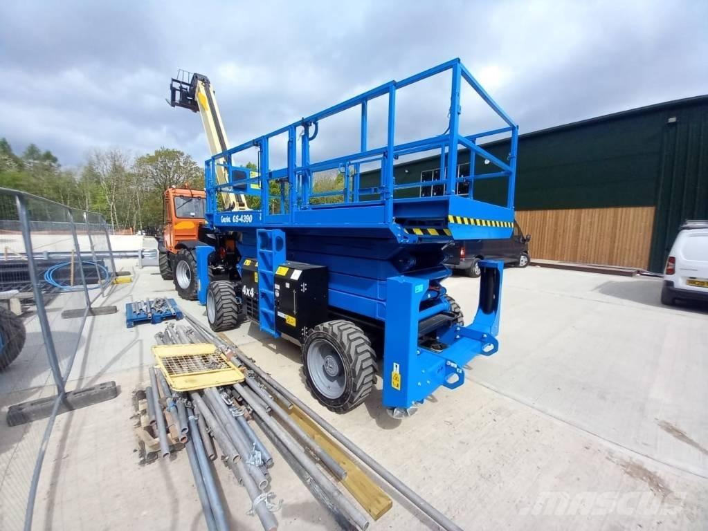Genie GS 4390 RT Schaarhoogwerkers