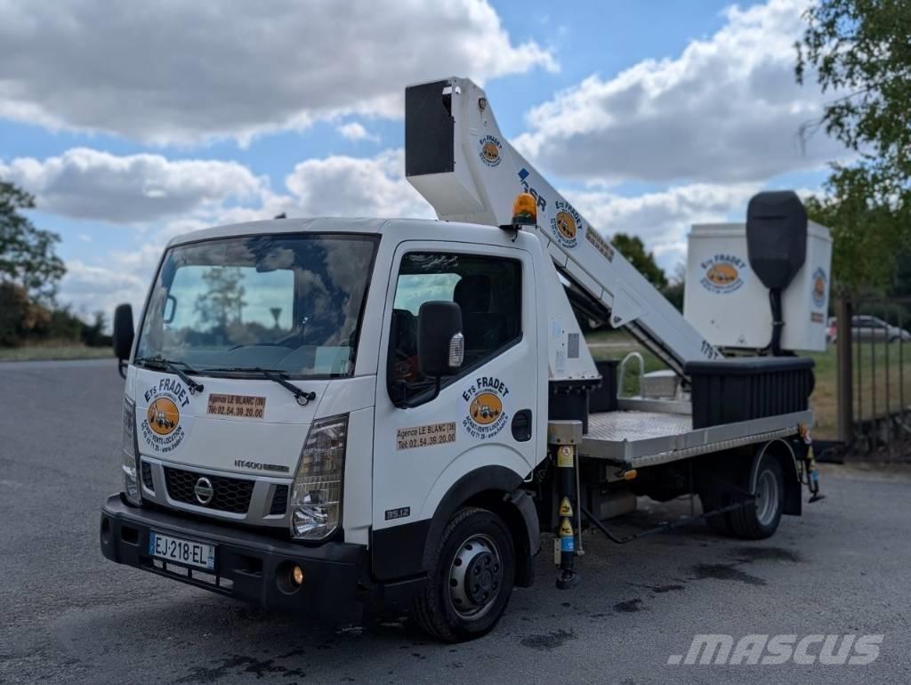 Nissan NT400 Auto hoogwerkers