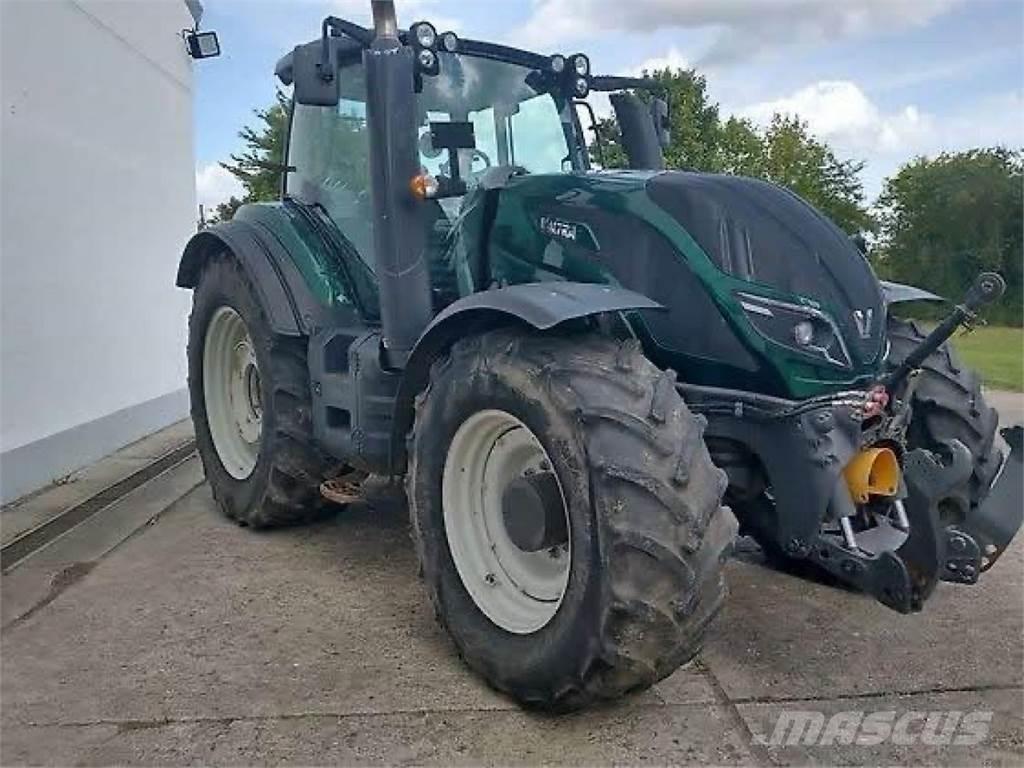 Valtra T 174 E Tractoren