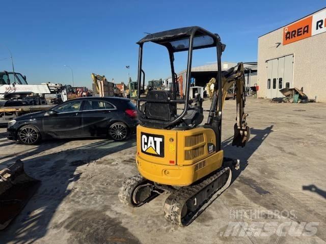 CAT 301.7 D Minigraafmachines < 7t