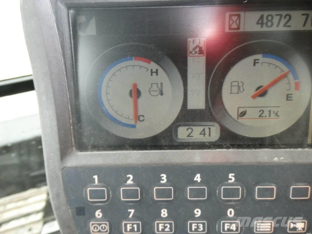 Hitachi ZX 135 US-3 Rupsgraafmachines