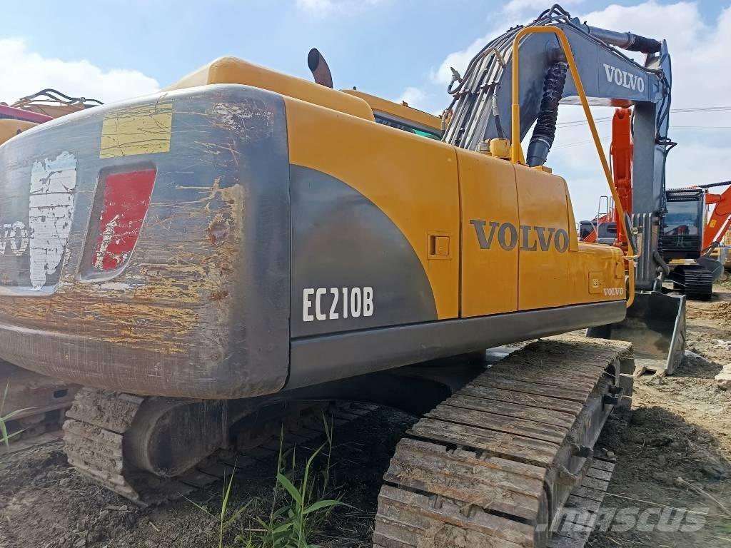 Volvo EC 210 B Rupsgraafmachines