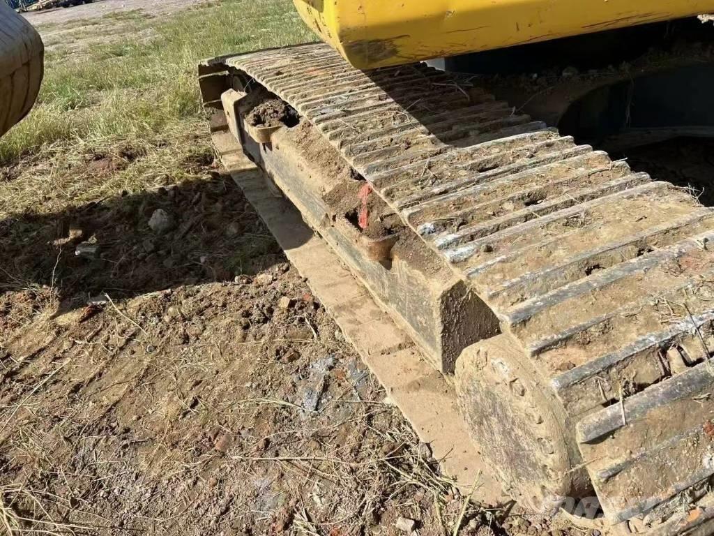 Komatsu PC 200 Rupsgraafmachines