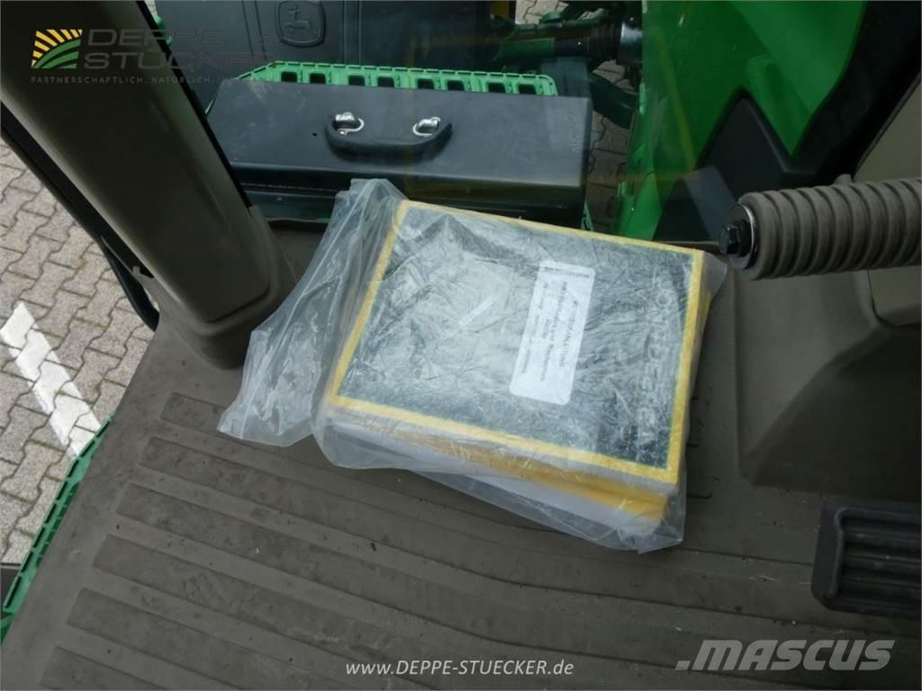 John Deere 8R 340 Tractoren