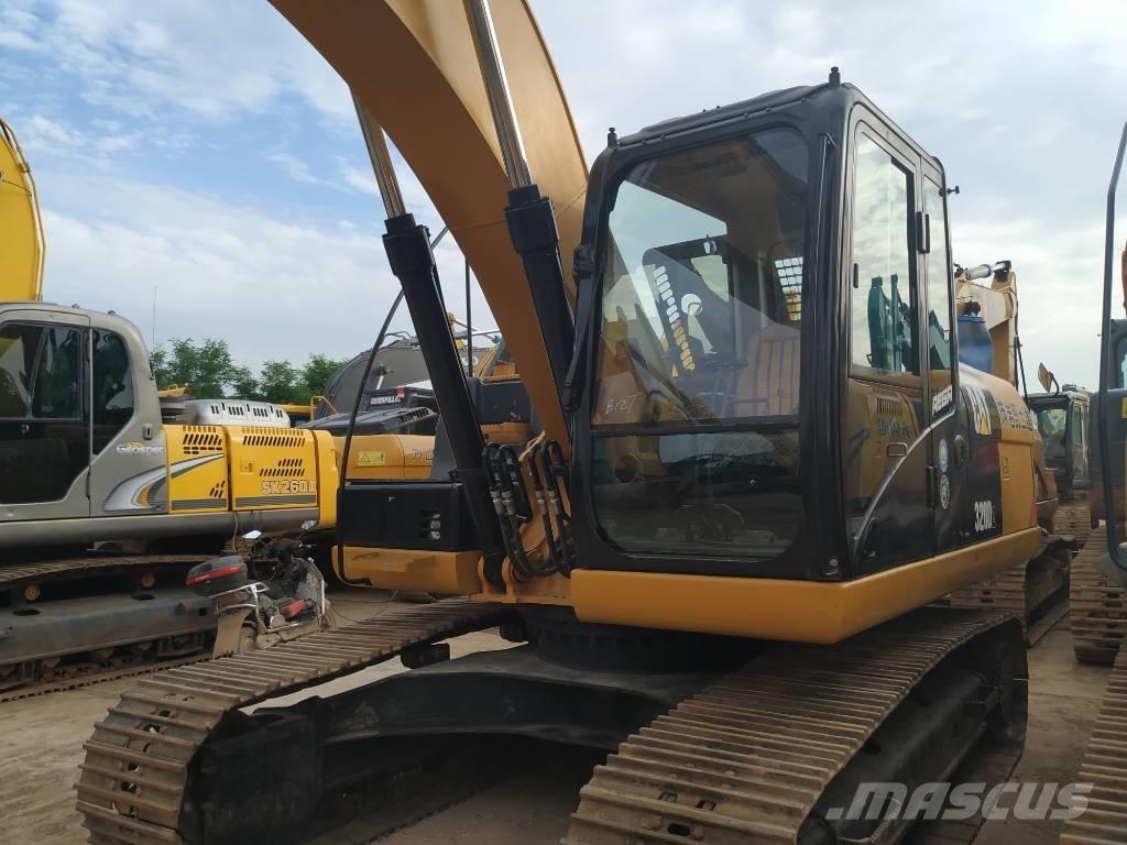 CAT 320 D Rupsgraafmachines