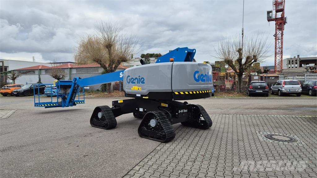 Genie S-45 TraX Knikarmhoogwerkers