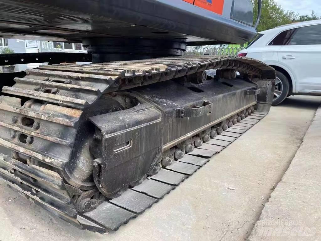 Hitachi ZX 200 C LC Rupsgraafmachines