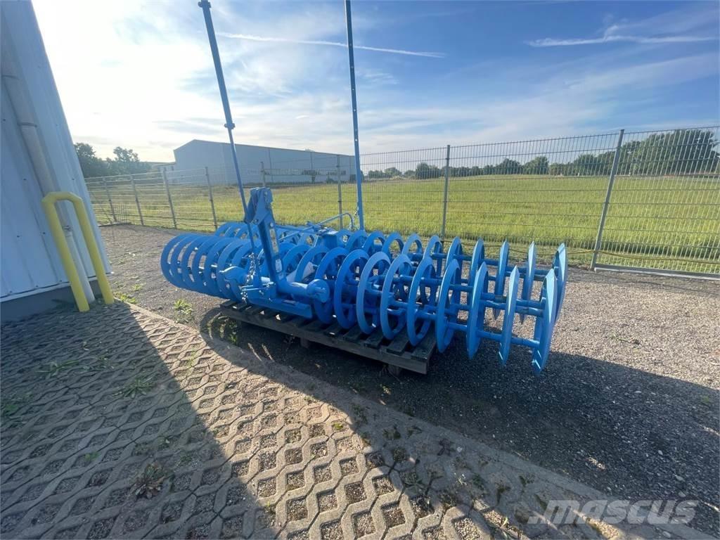 Lemken Diamant 16 Wentelploegen