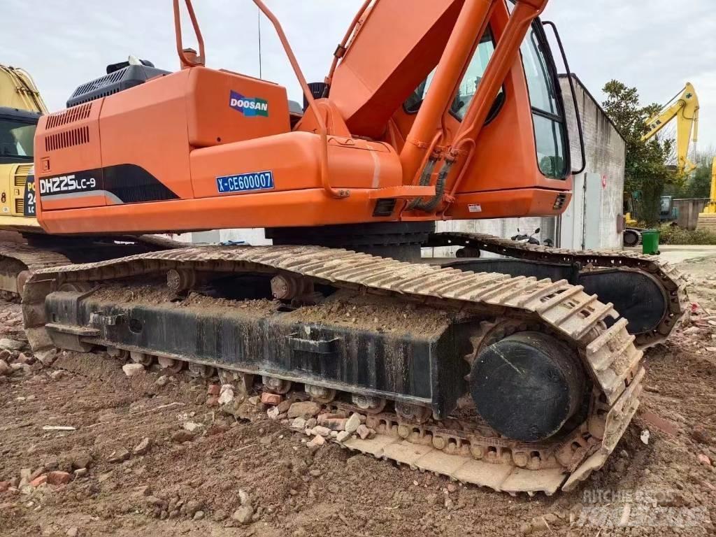 Doosan DX 225LC-9C Rupsgraafmachines