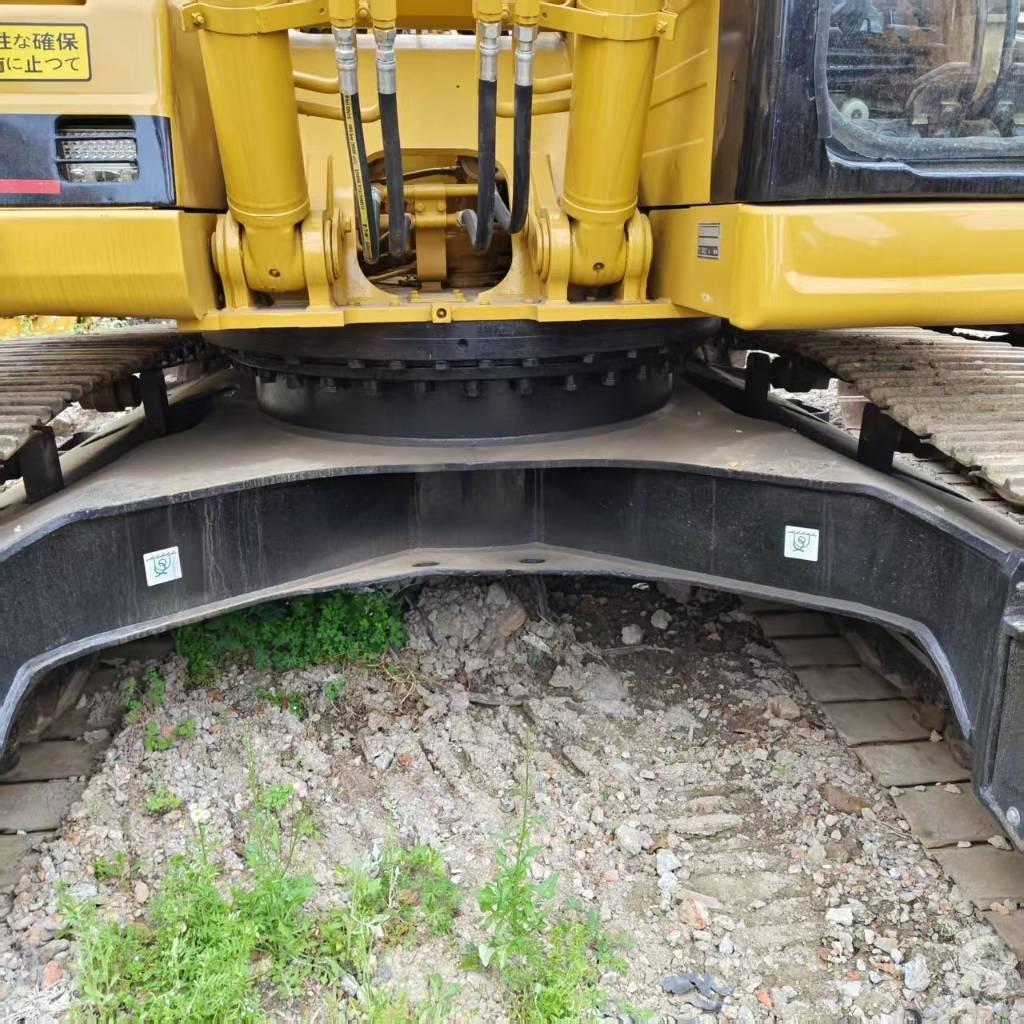 CAT 325 B L Rupsgraafmachines