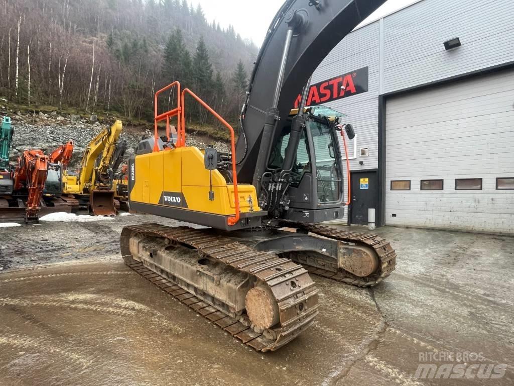 Volvo EC 220 EL Rupsgraafmachines