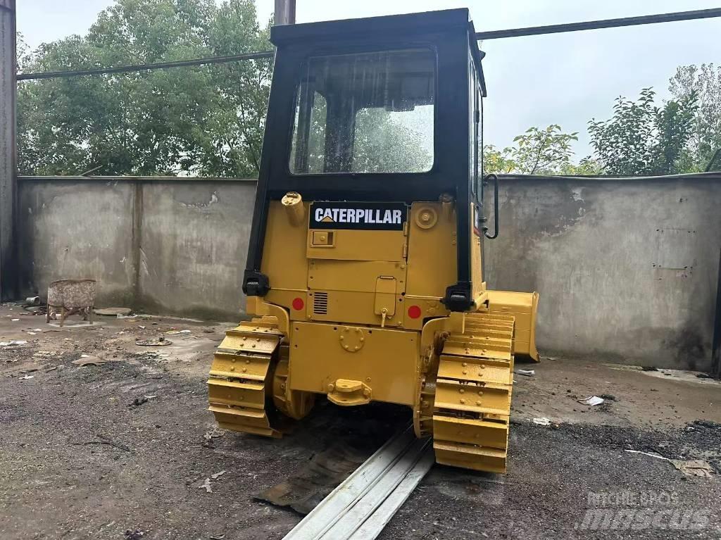 CAT D 4 C Rupsdozers