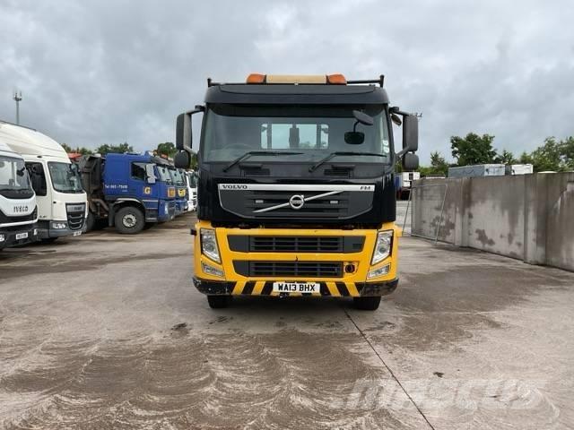 Volvo FM 380 Vrachtwagen met containersysteem