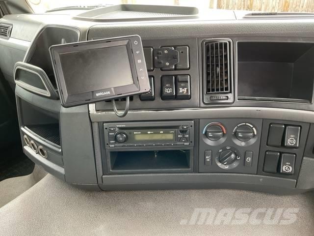 Volvo FM 380 Vrachtwagen met containersysteem