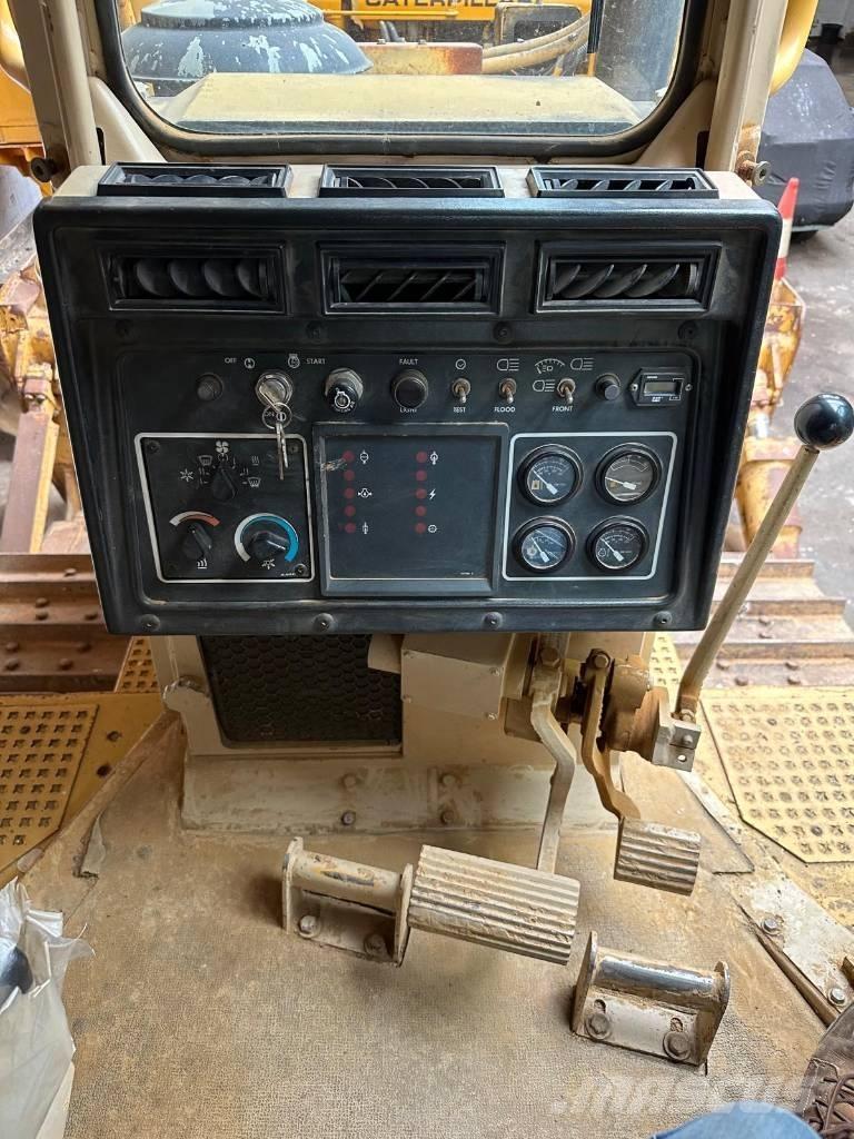 CAT D 6 H II Rupsdozers