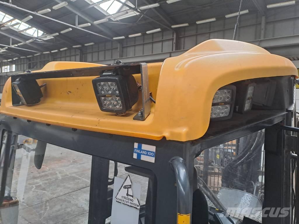 Ponsse Buffalo 8W Uitrijwagens