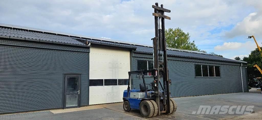 Mitsubishi FD35 Heftrucks overige