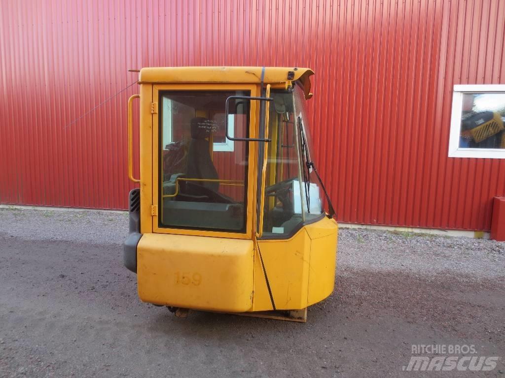 Volvo L 180 D Cabine en interieur