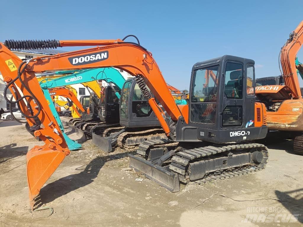 Doosan DH60-7 Minigraafmachines < 7t