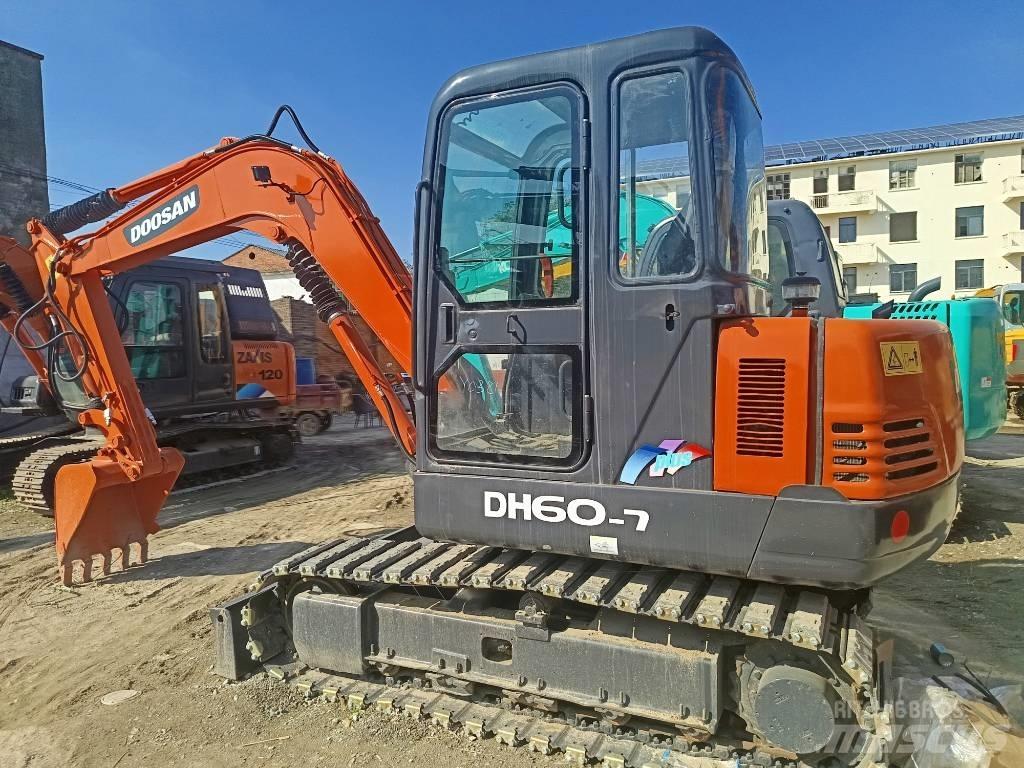 Doosan DH60-7 Minigraafmachines < 7t