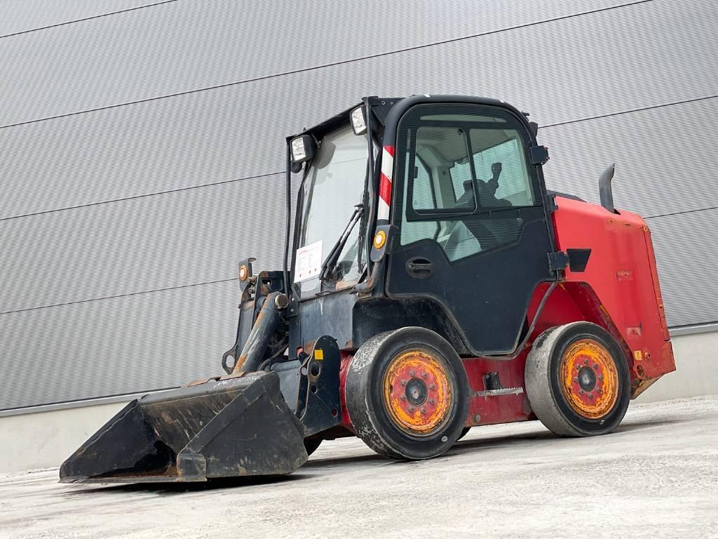 JCB R260 Schrankladers