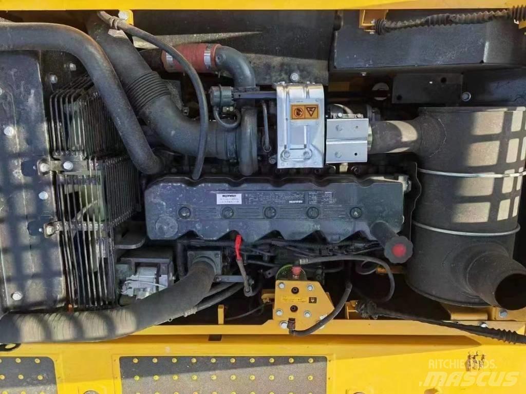 Komatsu PC 200 Rupsgraafmachines
