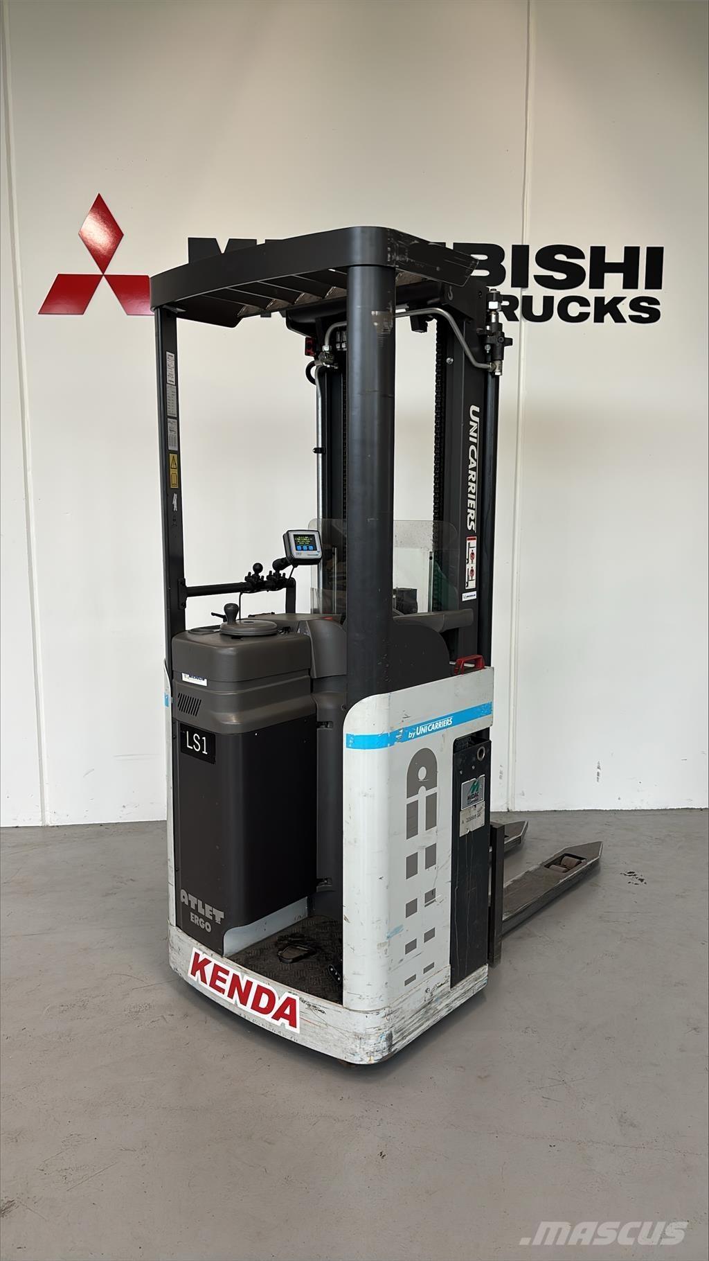 Atlet A160 Zelfrijdende stapelaars