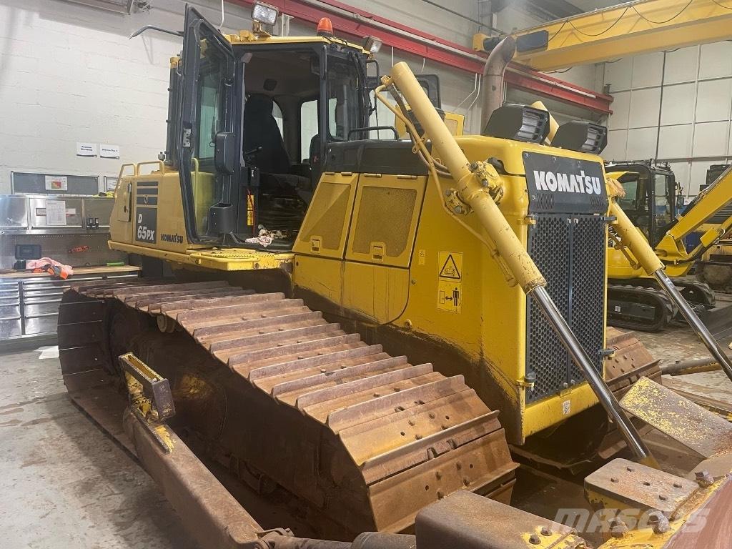Komatsu D 65 PX-18 Rupsdozers
