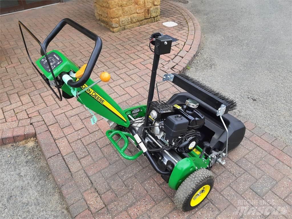 John Deere 220SL Loopmaaier