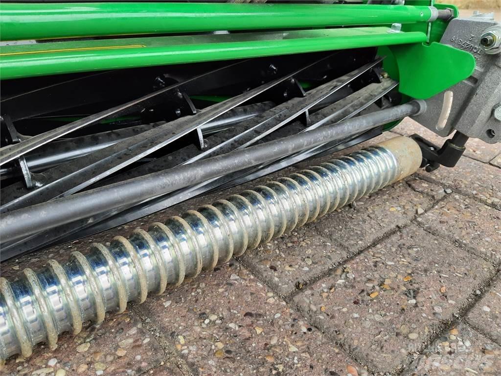 John Deere 220SL Loopmaaier