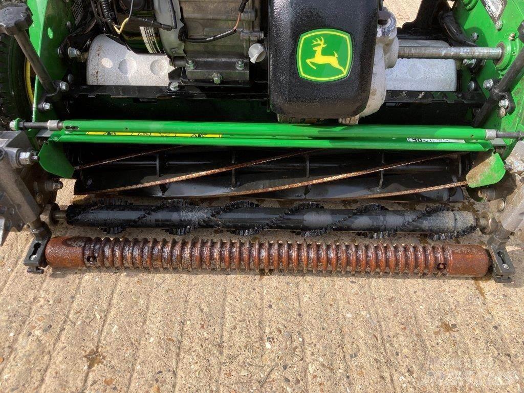 John Deere 260SL Loopmaaier