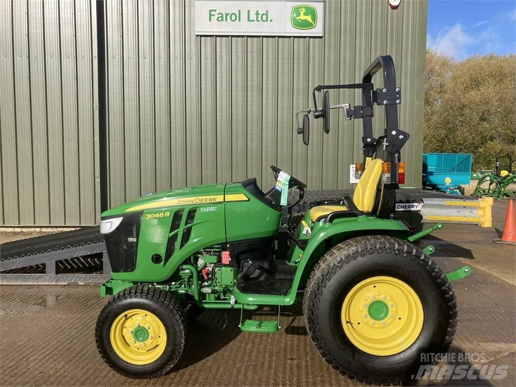 John Deere 3046R Compacttrekkers
