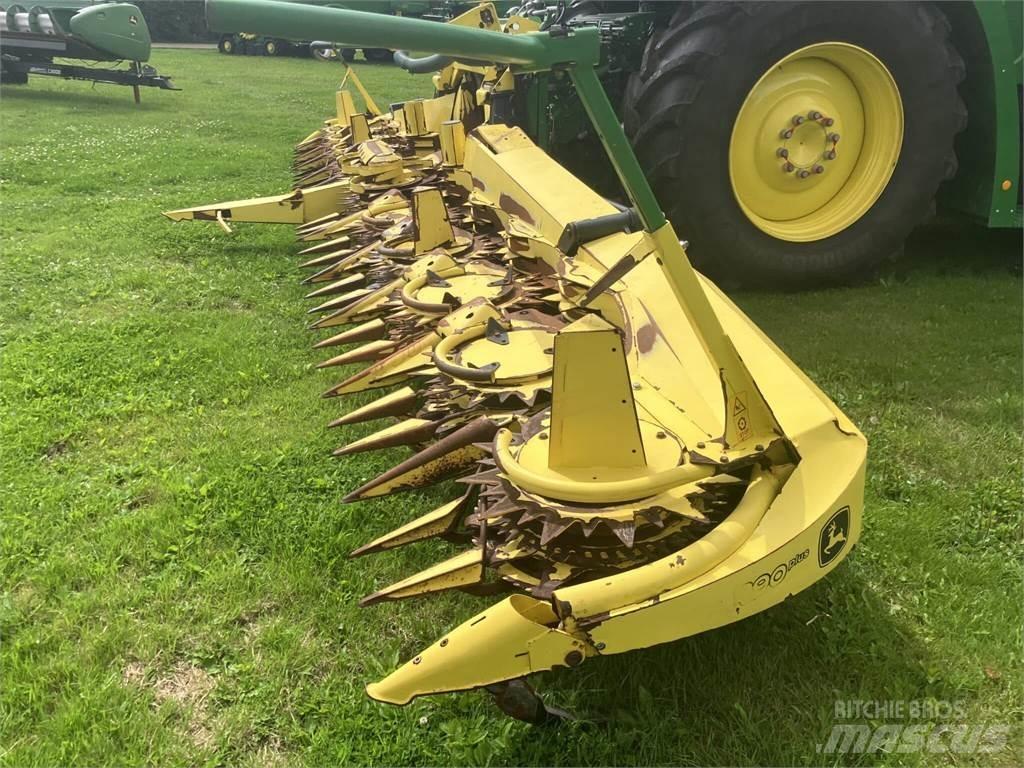 John Deere 390 Plus Zelfrijdende veldhakselaars