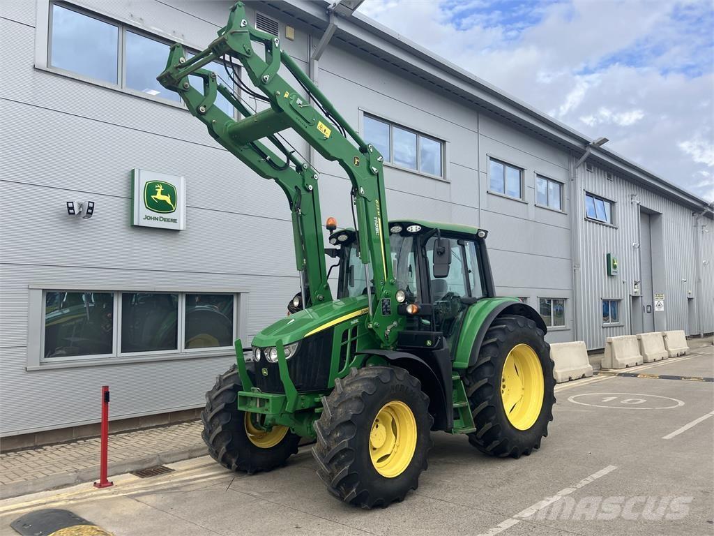 John Deere 6100M Tractoren
