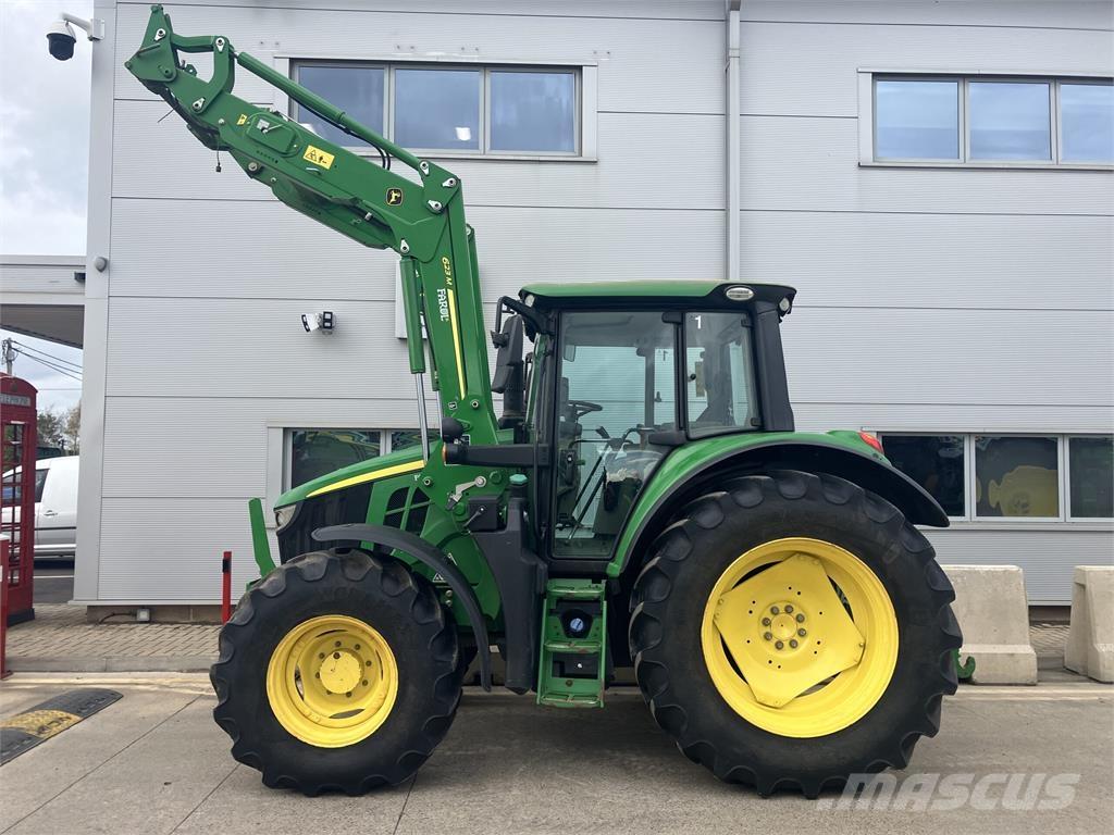 John Deere 6100M Tractoren