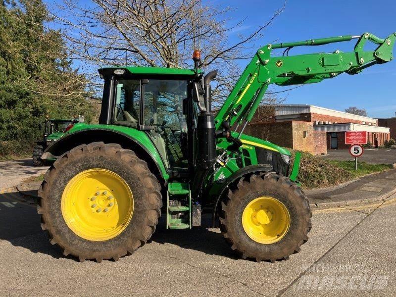 John Deere 6110M Tractoren