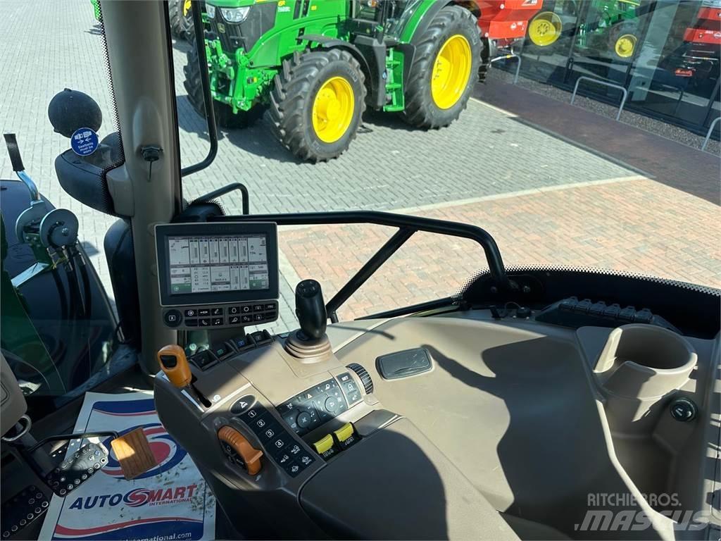 John Deere 6135R Tractoren