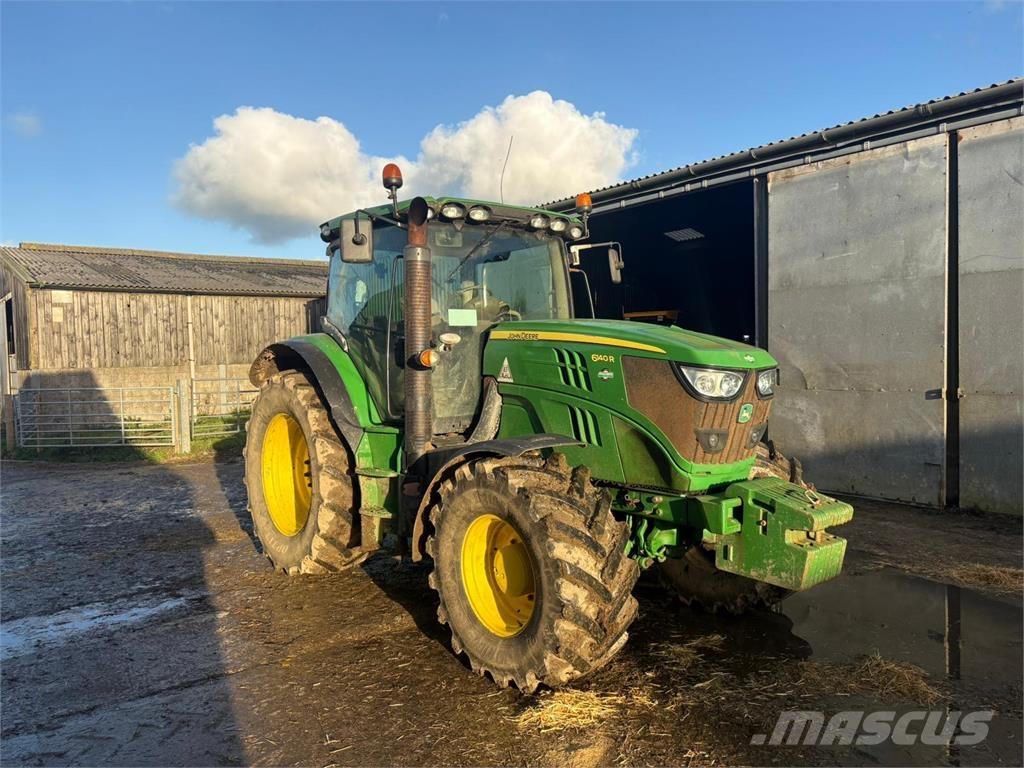 John Deere 6140R Tractoren