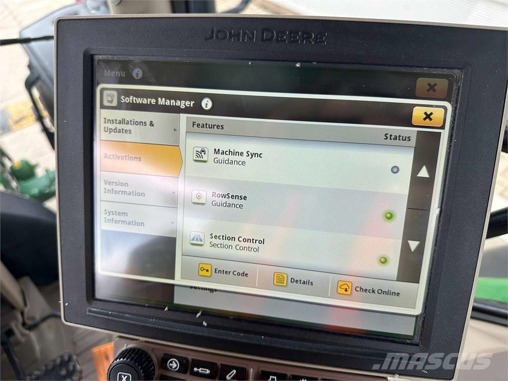 John Deere 6155R Tractoren