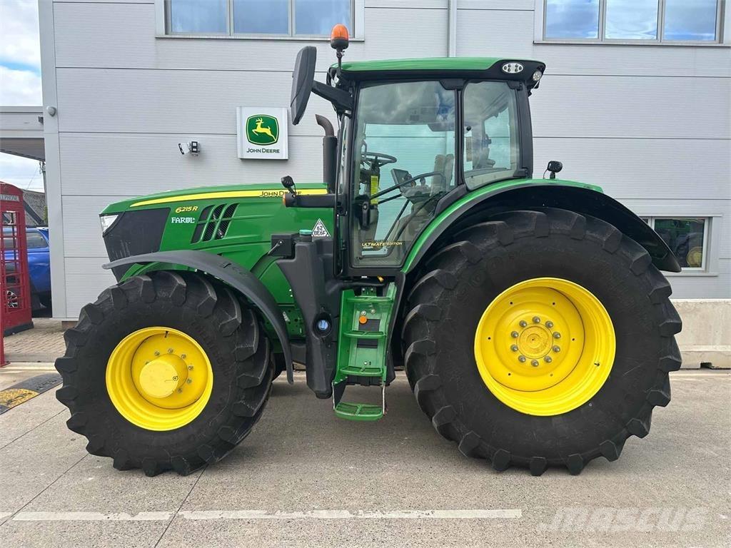 John Deere 6215R Tractoren