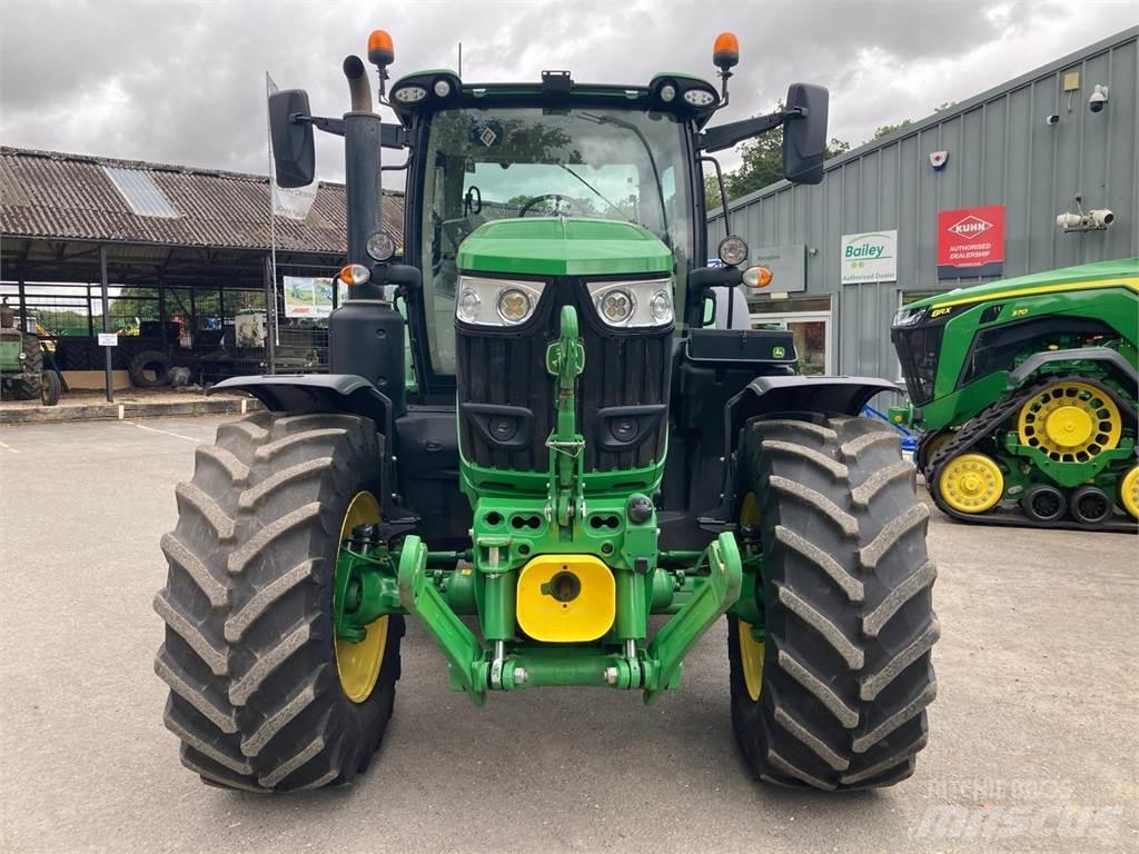 John Deere 6R 195 Tractoren