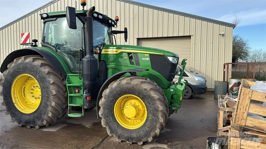 John Deere 6R 215 Tractoren