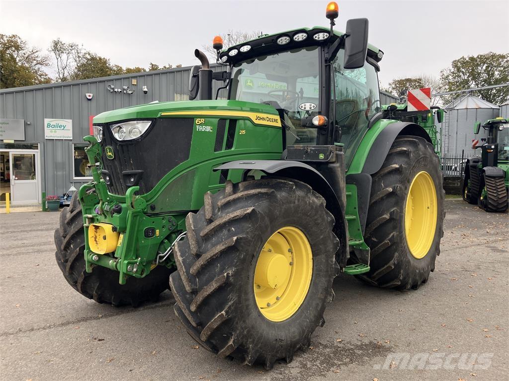 John Deere 6R 215 Tractoren